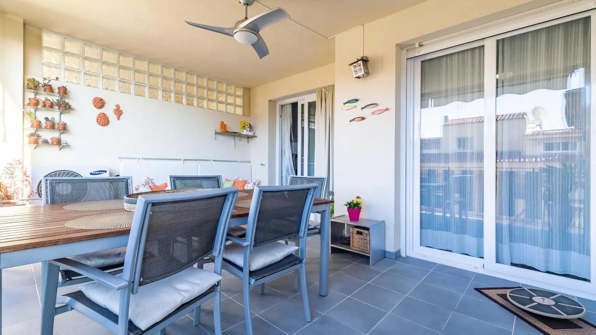 Apartamento Con Amplia Terraza En Fuengirola 0*,  Spain